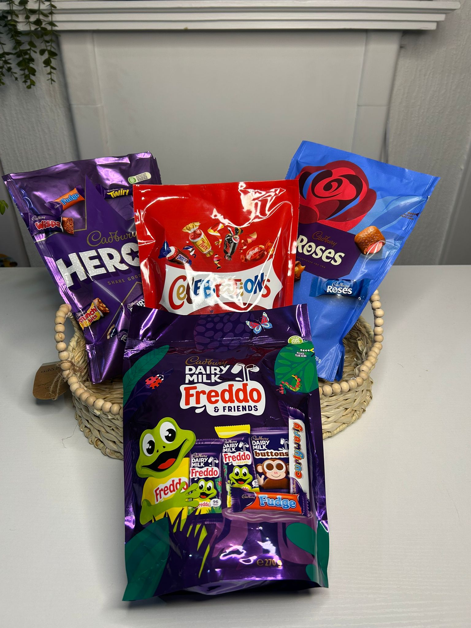 UK imported Christmas chocolate gift set for holiday parties