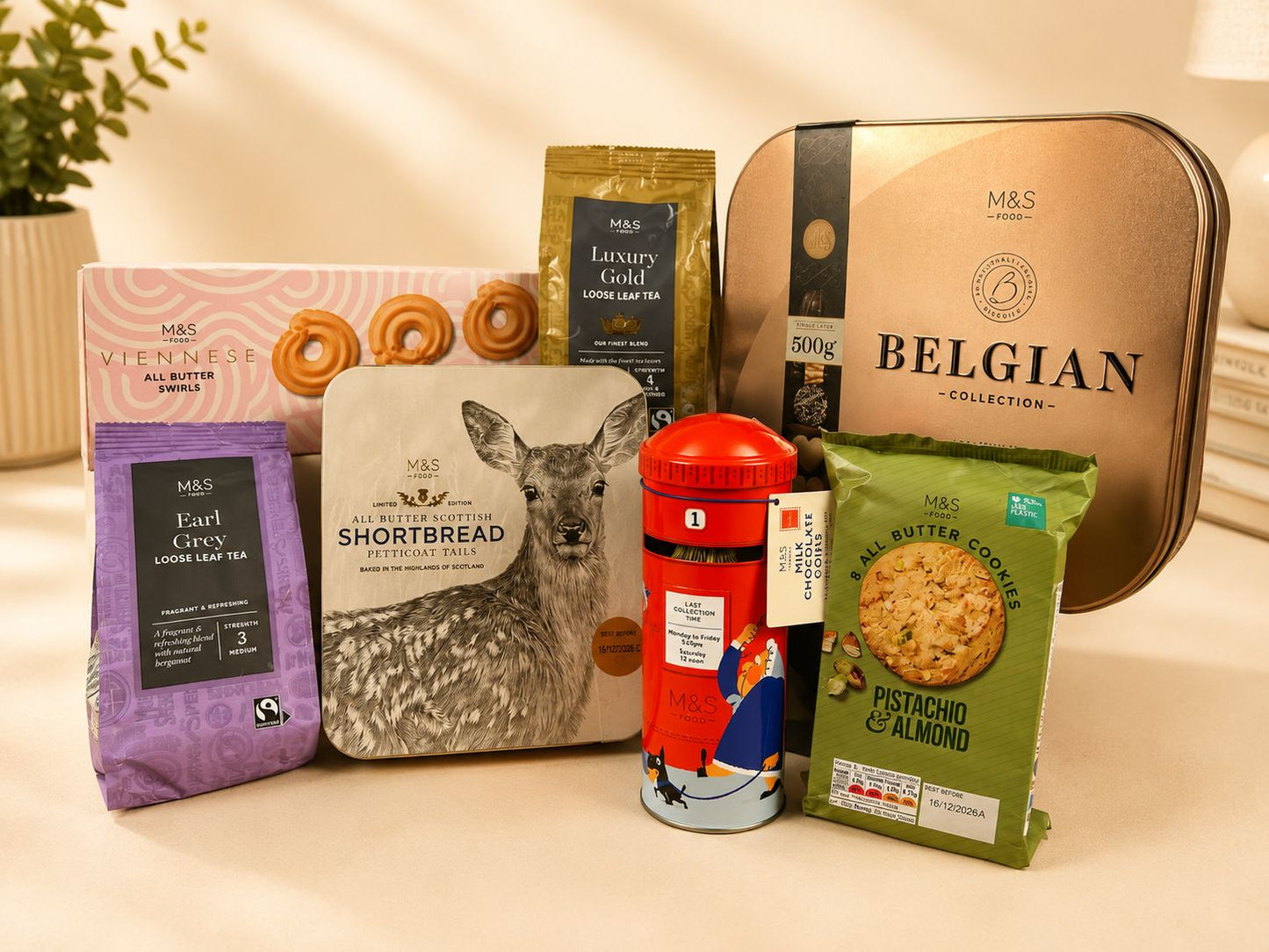 M&S gourmet gift hamper with loose leaf tea